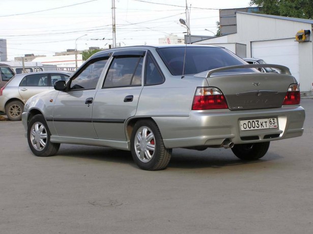 Спойлер Demo Daewoo Nexia купить недорого с доставкой в Омск