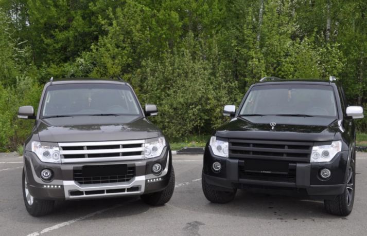 Накладка (юбка) переднего бампера "Broomer Design" (Без ДХЛ) для Mitsubishi Pajero IV (2006-2015) купить недорого с доставкой в Омск