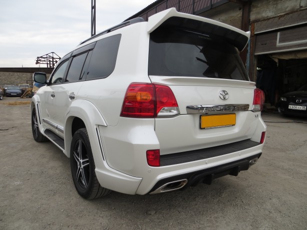 Бампер задний "Wald Black Bison" Toyota Land Cruiser 200 купить недорого с доставкой в Омск