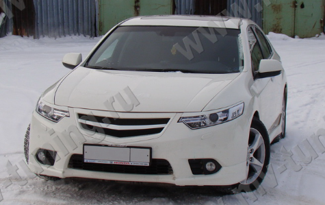 Планка в решетку радиатора "Sport" для Honda Accord VIII (2011-2013) купить недорого с доставкой в Омск